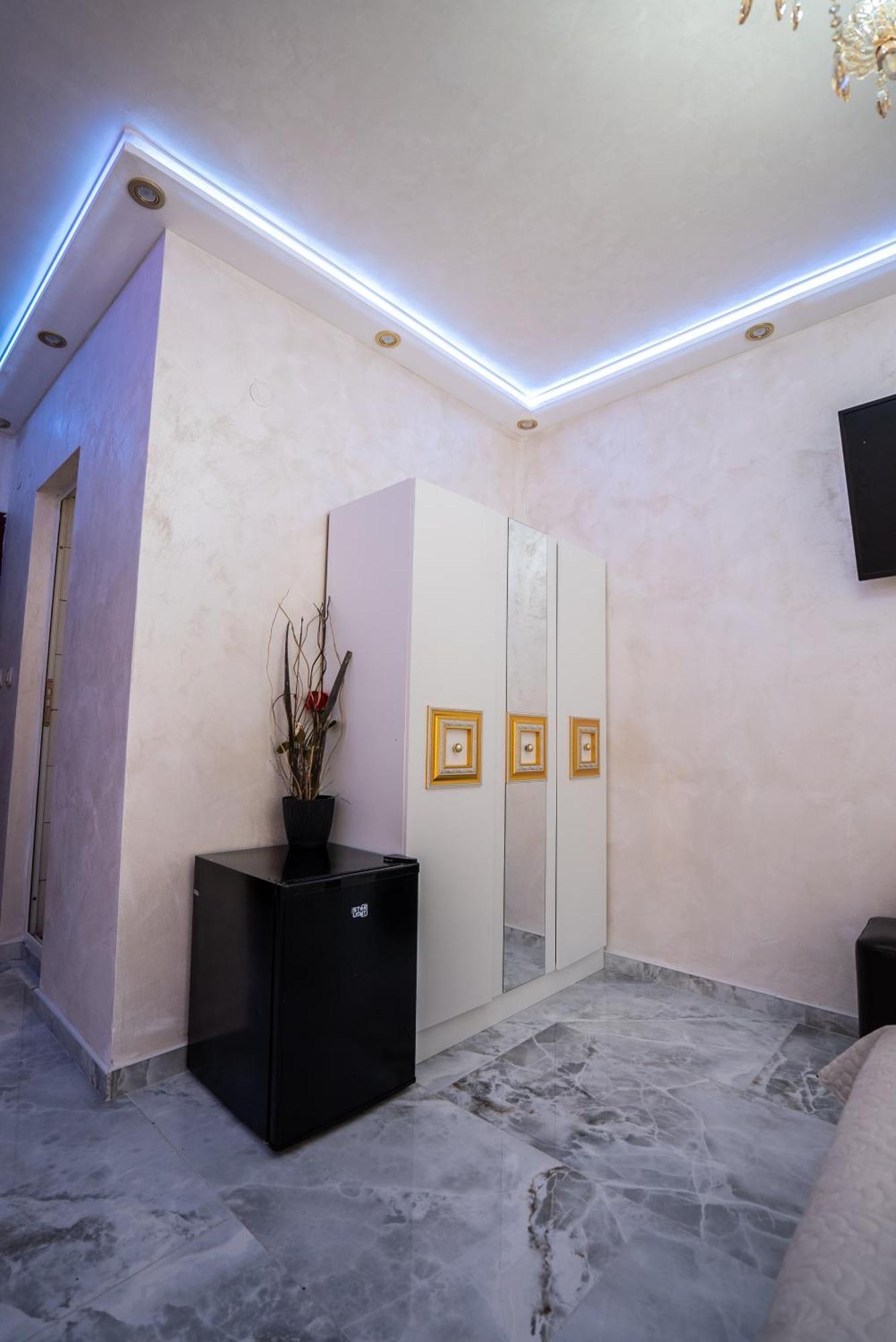 Ar Luxury Apartments Ravda Esterno foto